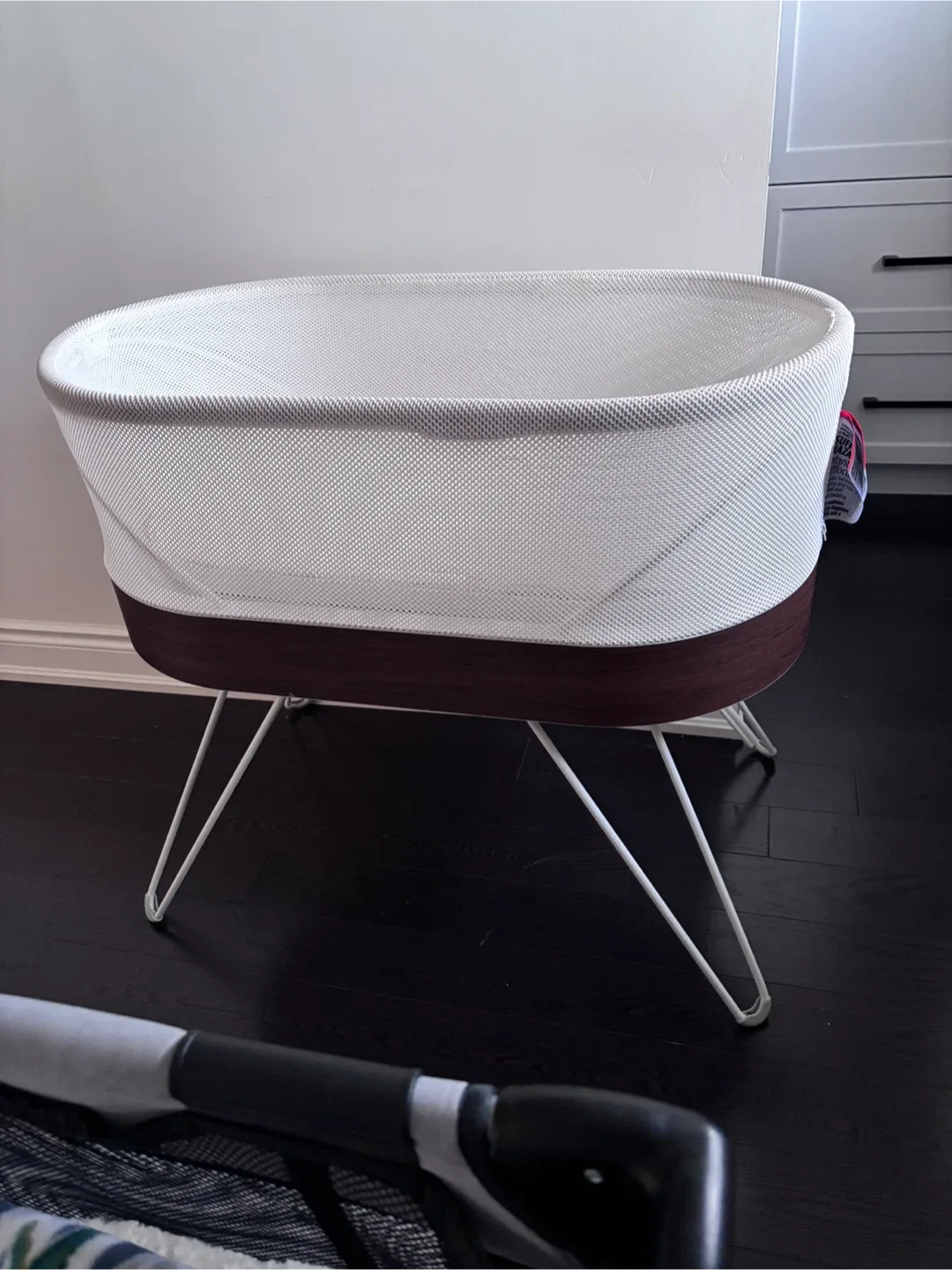 Like New Snoo Smart Sleeper Bassinet