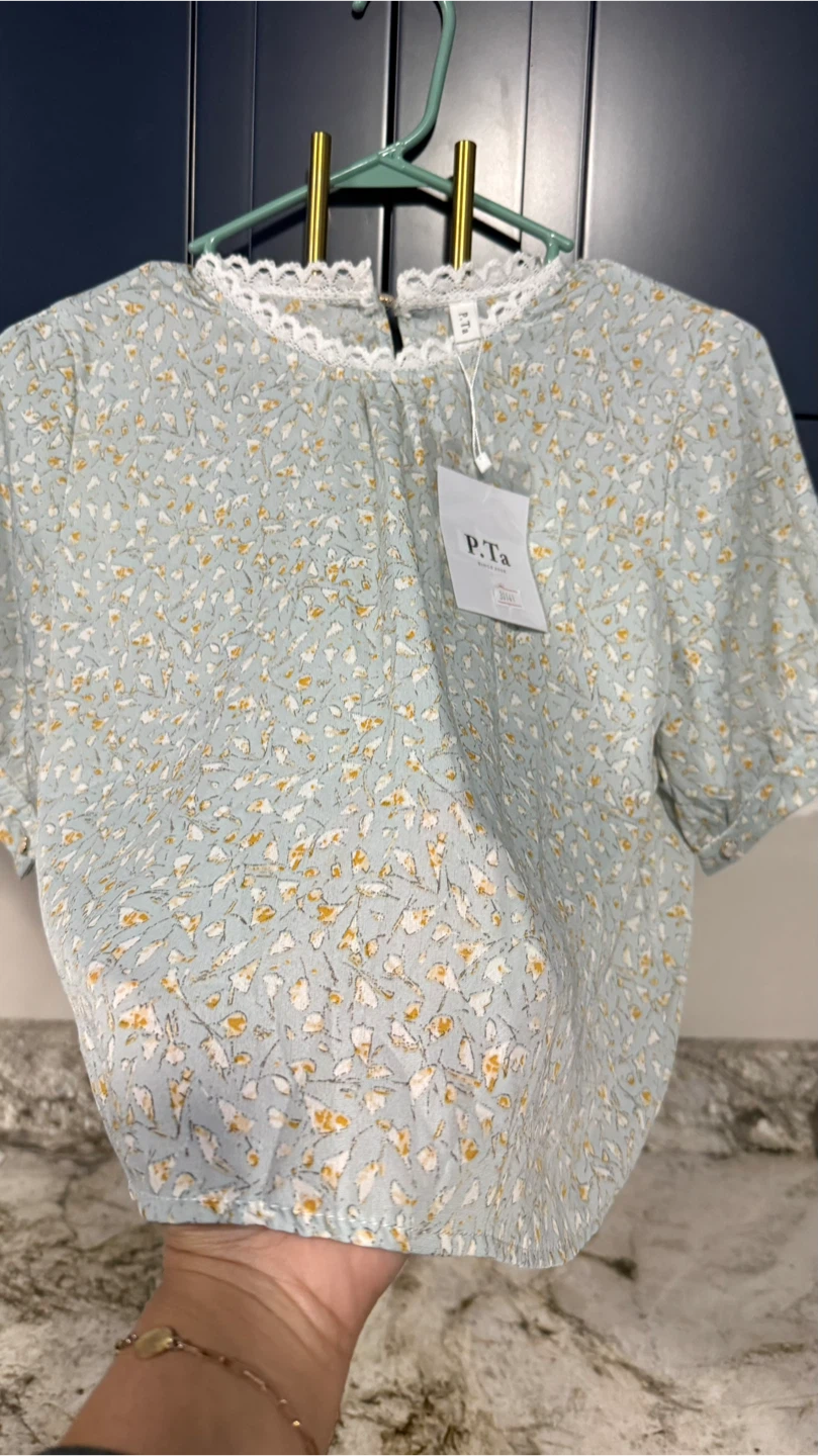 P.Ta Floral Blouse - New with Tags size M - photo 4