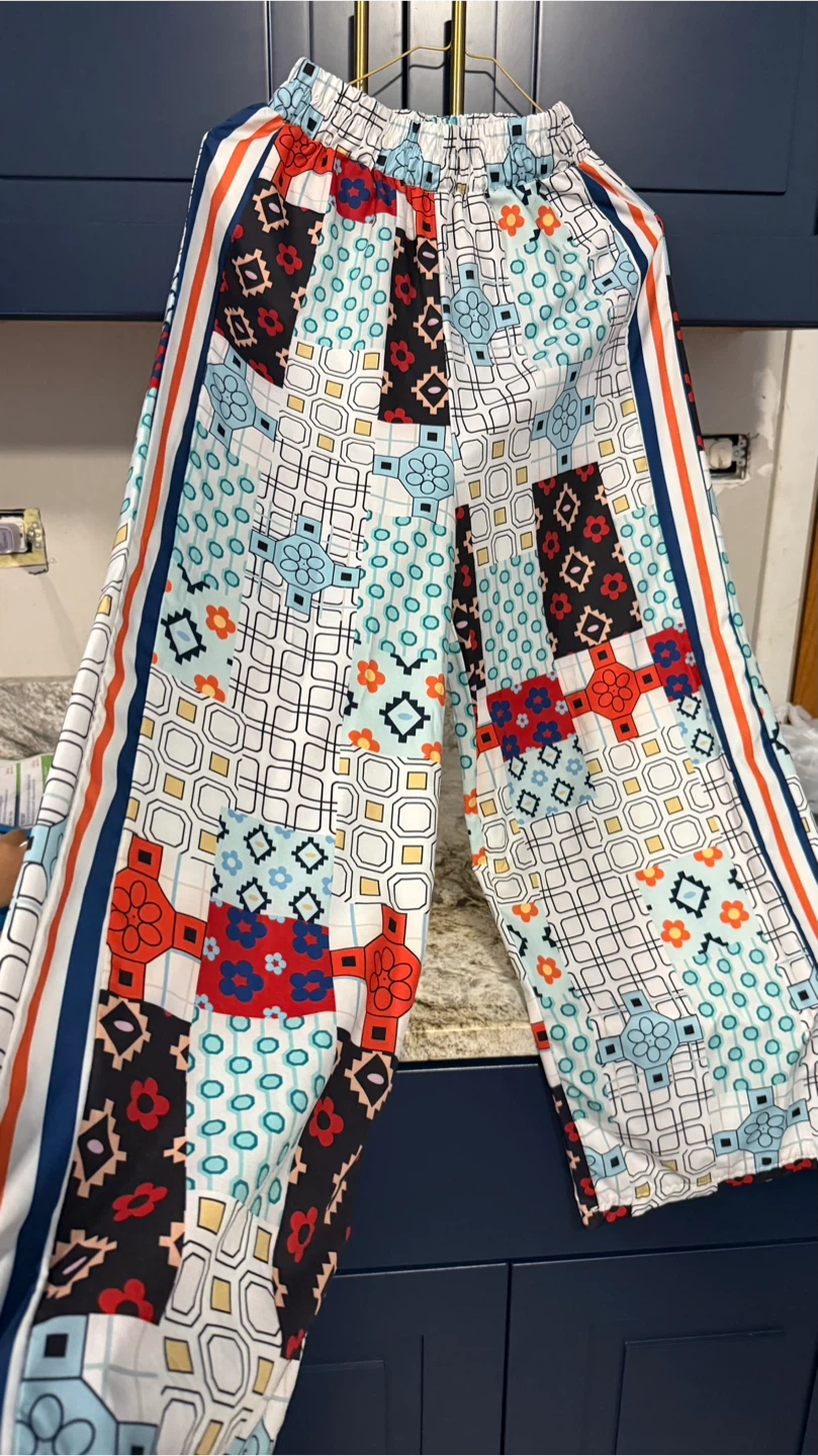 New Size S Patterned Wide Leg Pants check more photos - photo 4