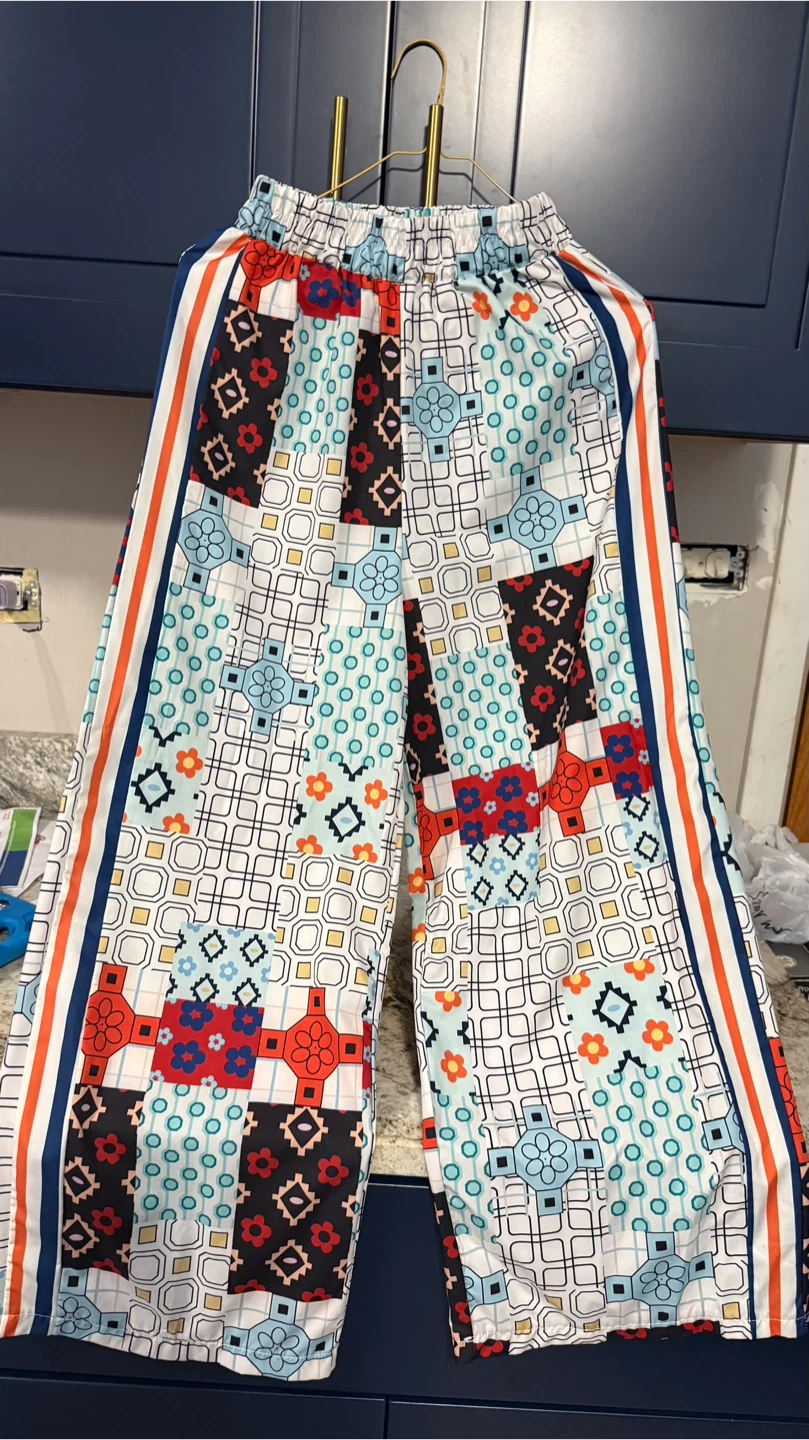 New Size S Patterned Wide Leg Pants check more photos