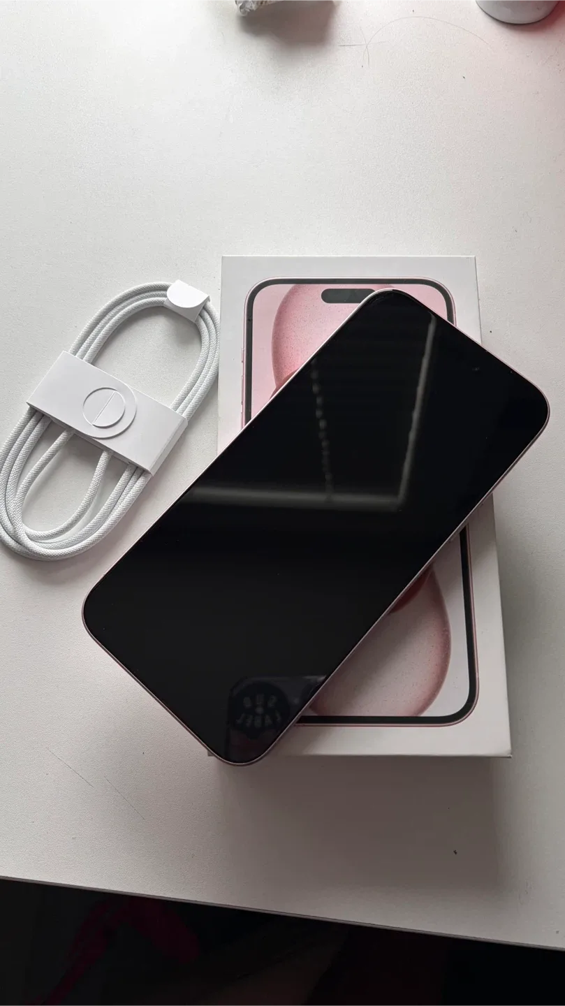 iphone 15 Plus Pink 128GB - Preloved