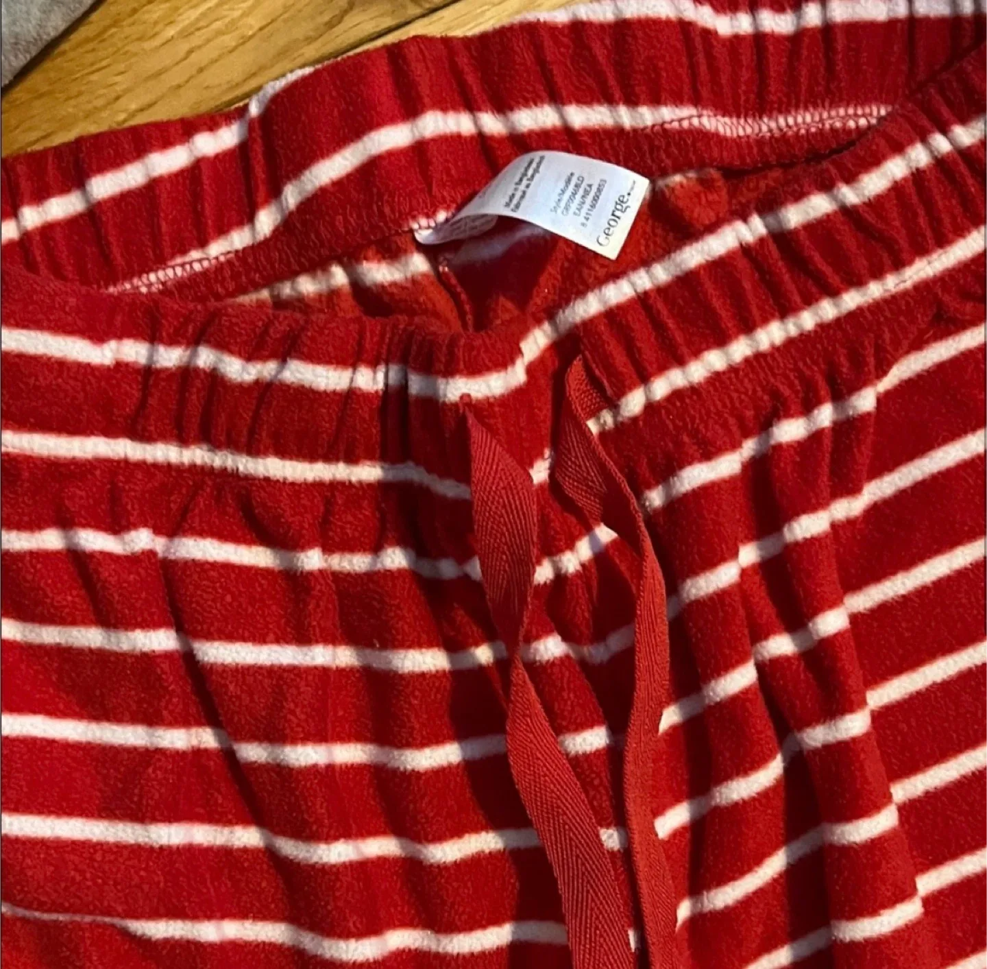 George Bearly Awake Pajama Set - Size L image indicator(4)