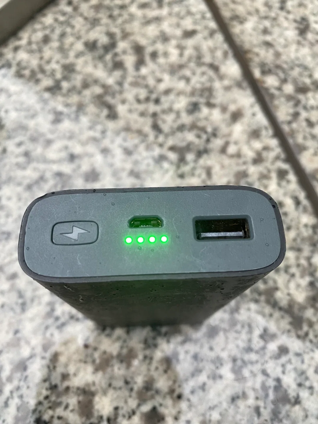 Qualcomm Ultra HD Charger Portable Power Bank 4.0