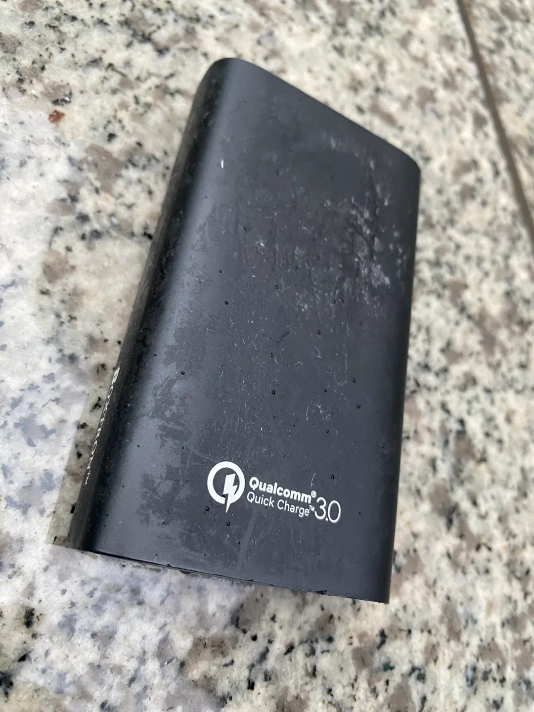 Qualcomm Ultra HD Charger Portable Power Bank 4.0 image indicator(6)