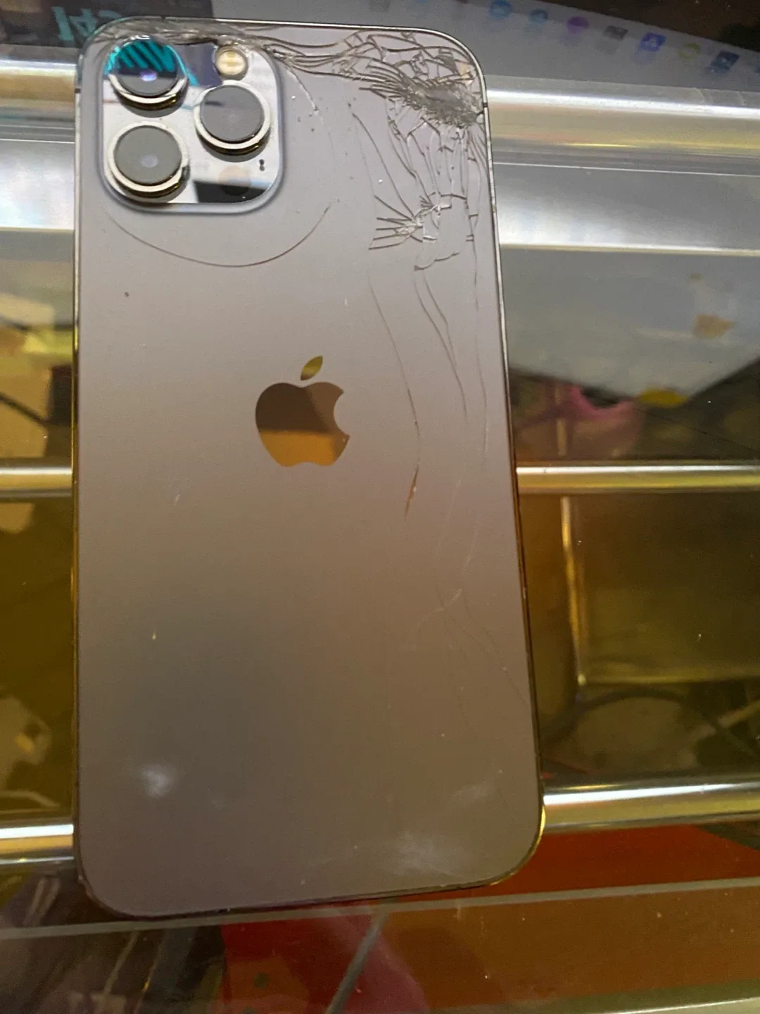 Shadow iPhone 12 Pro Max 256gb image indicator(10)