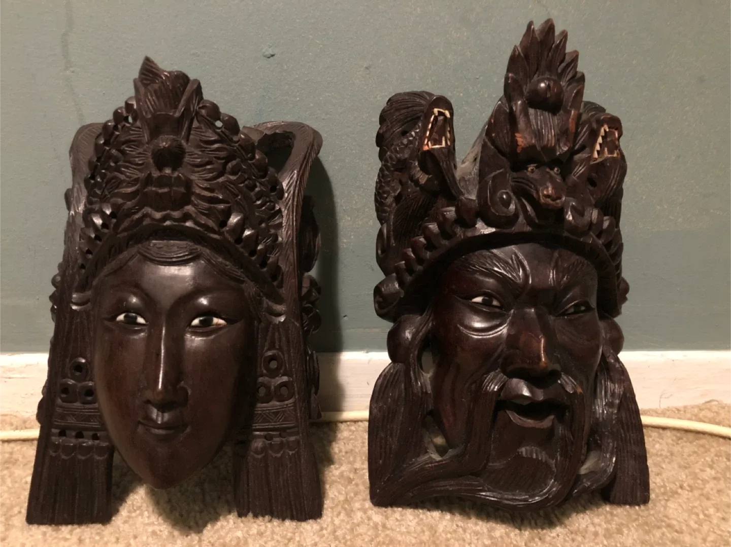 Pair of Antique Wooden Masks - Dekor