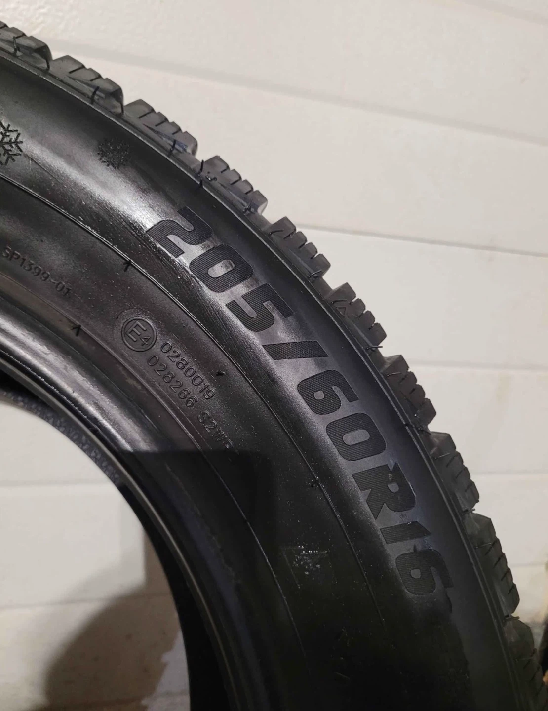 Joyroad Winter RX818 205/60R16 Tires set of 3 - photo 5