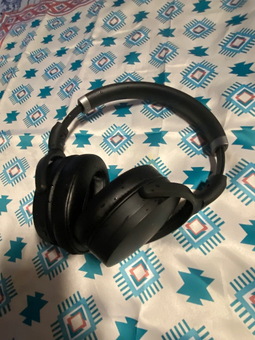 Sienheiser Headphones image indicator(2)