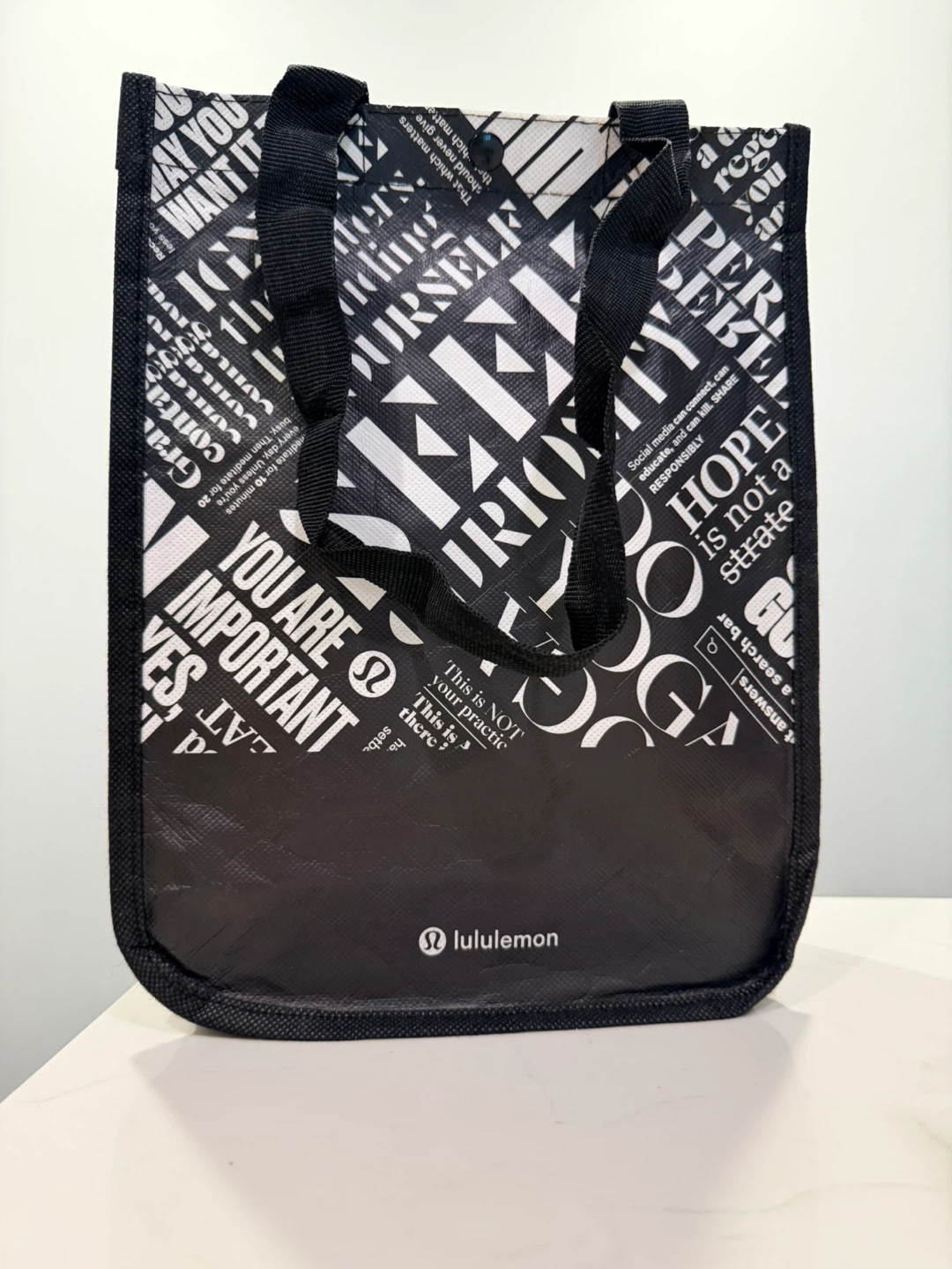 Lululemon Black & White Graphic Tote Bag - photo 2