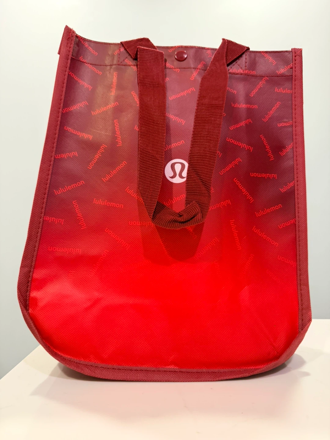 Lululemon Red Tote Bag - photo 3