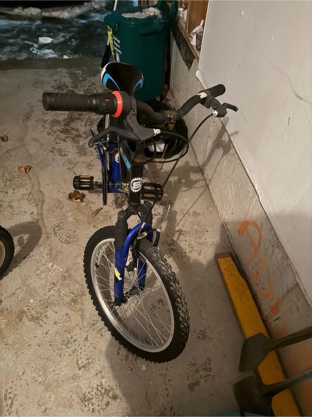 Supercycle Momentum 20" Bike - Blue