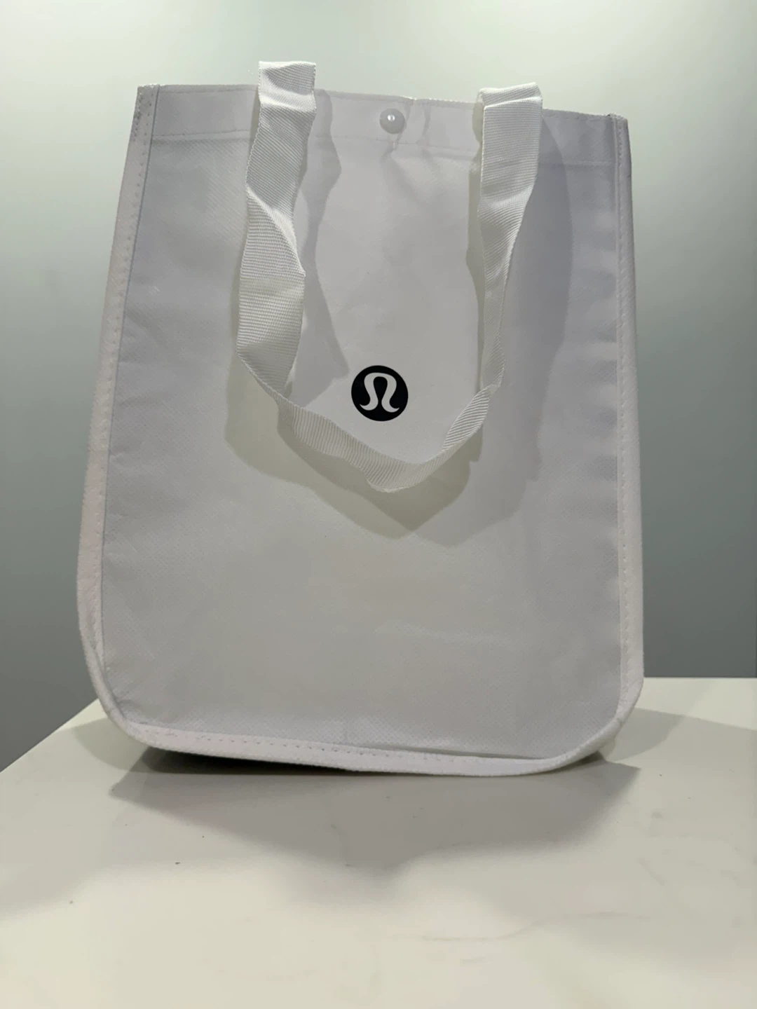 Lululemon White Tote Bag - photo 2
