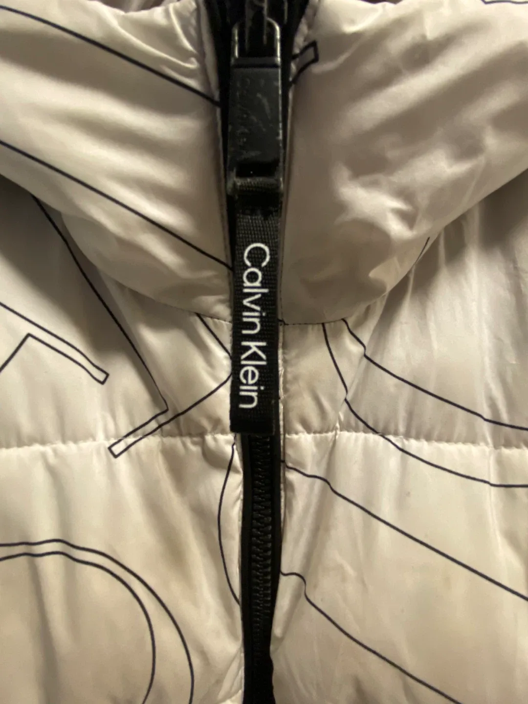 Calvin Klein puffer image indicator(2)