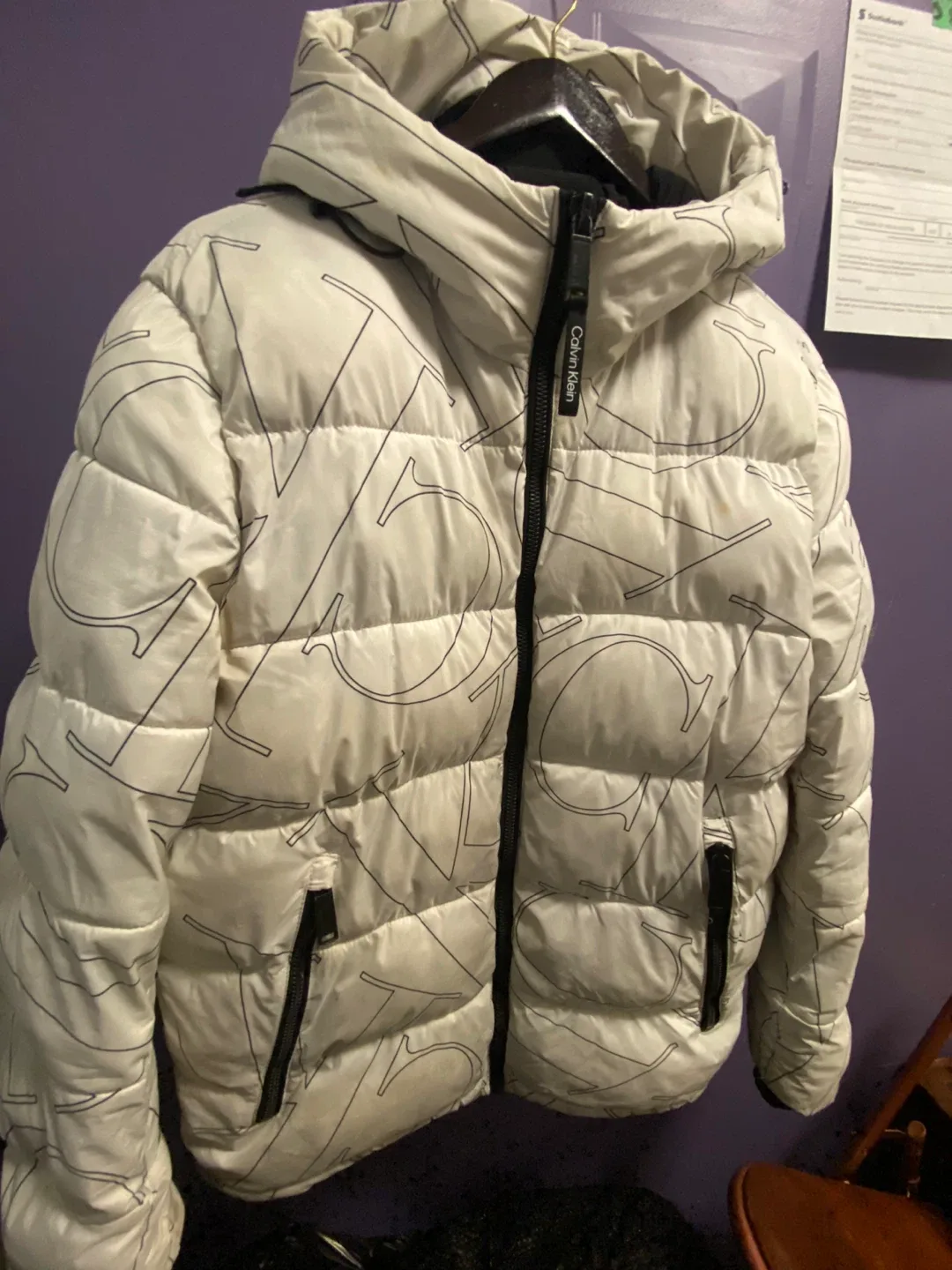 Calvin Klein puffer image indicator(4)