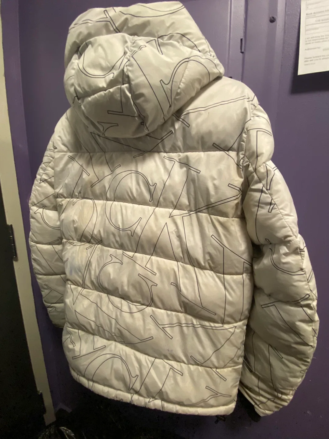 Calvin Klein puffer image indicator(6)