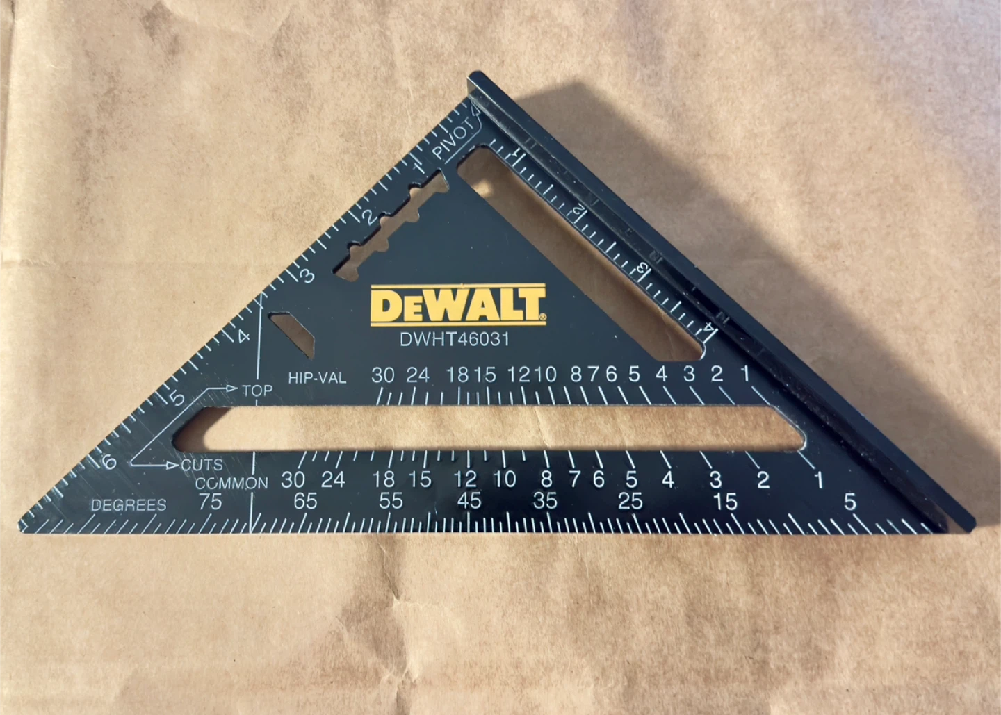 DeWalt DWHT46031 - 7-inch Premium Rafter Square