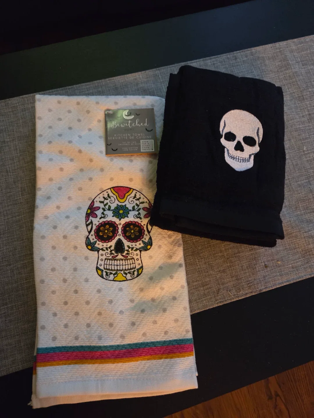 Skull Towel Set