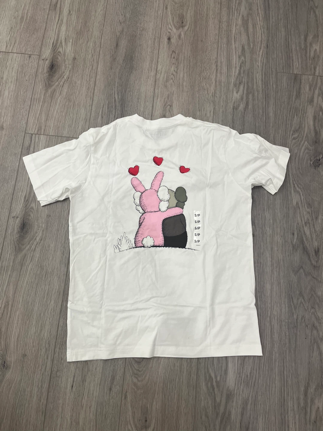 Uniqlo UT KAWS T-Shirt, White, Size S - photo 2