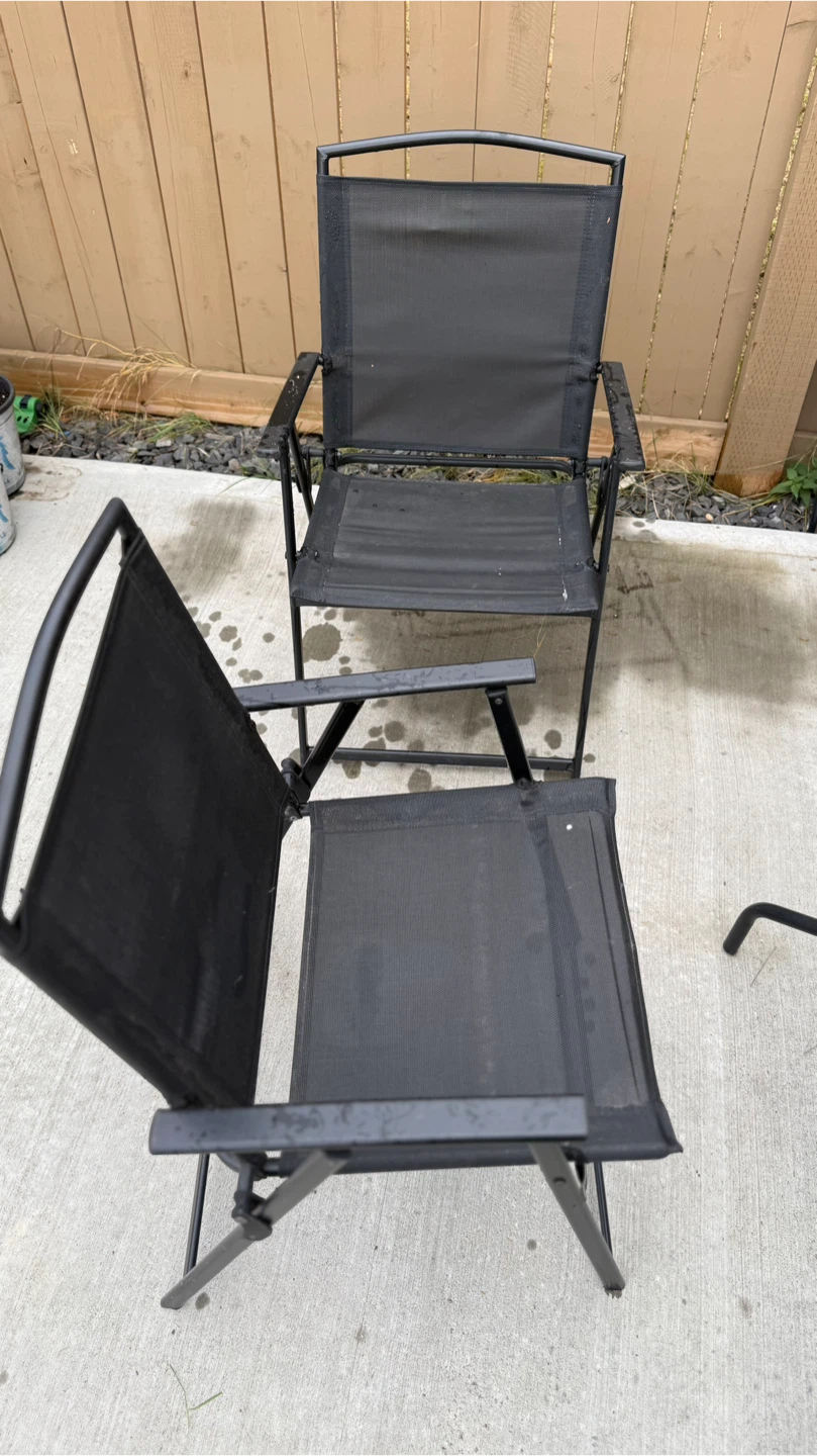 Patio Set: Table & 4Folding Chairs - photo 2