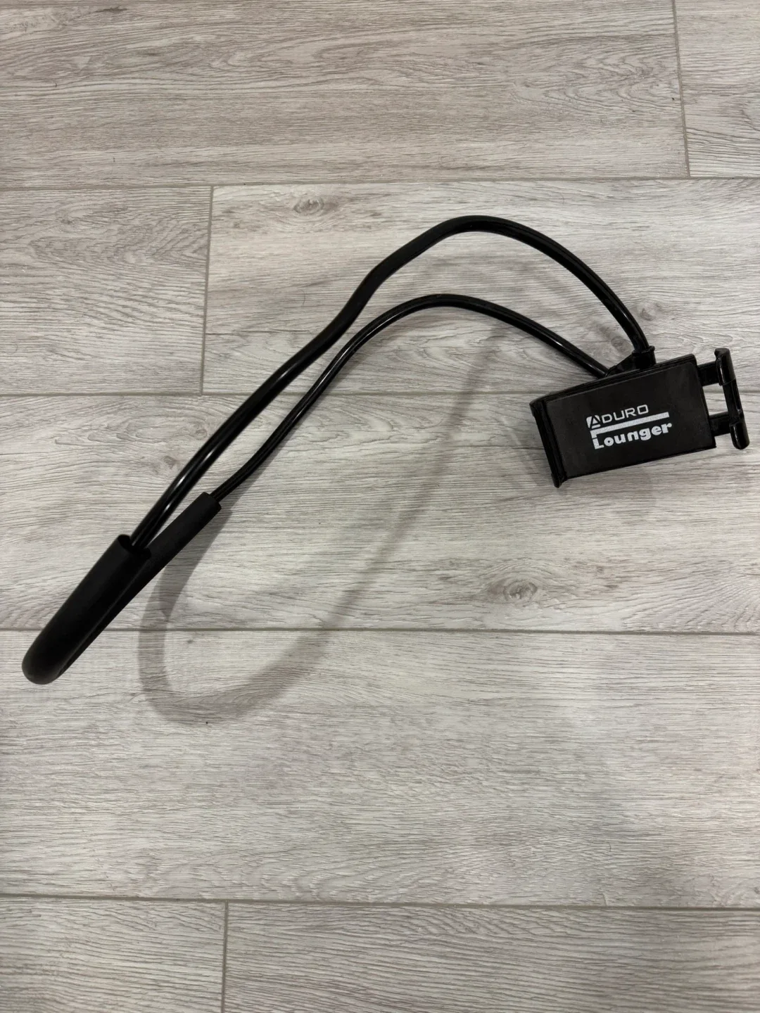 Aduro Lounger Neck Phone Holder - Black