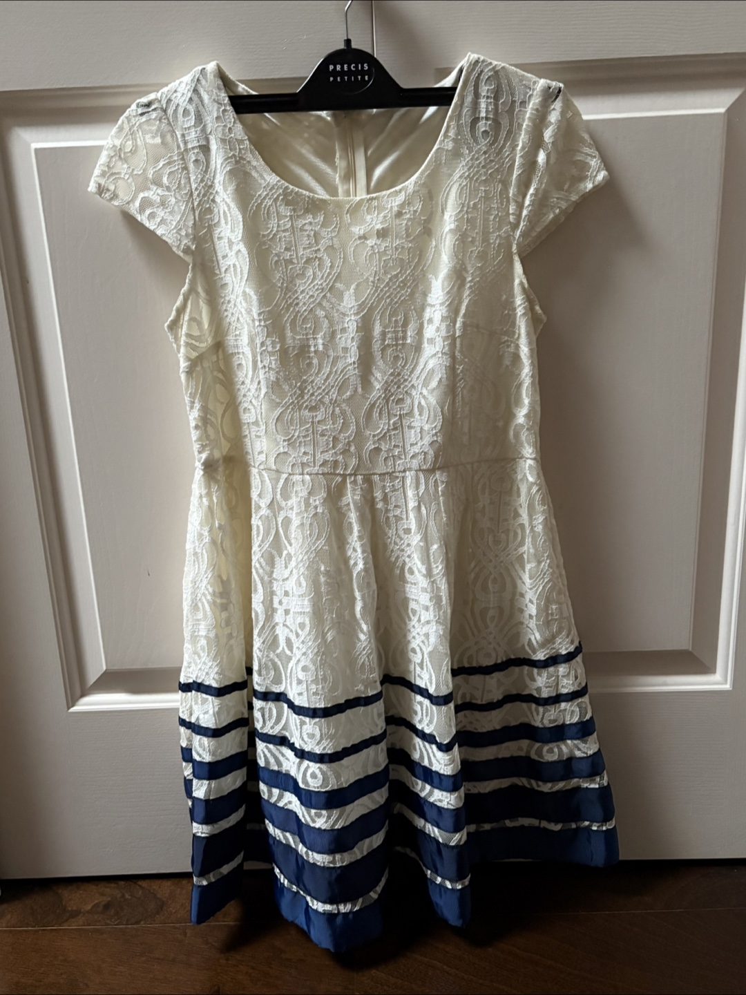 Precis Petite Ivory & Blue Dress - XS