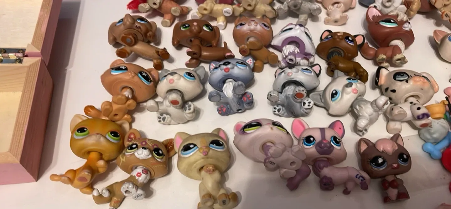 Littlest Pet Shop LPS Lot image indicator(2)
