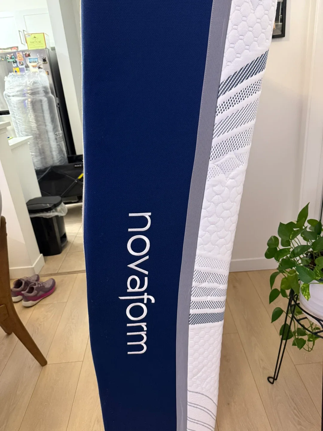 Novaform Queen Mattress - 14” image indicator(2)