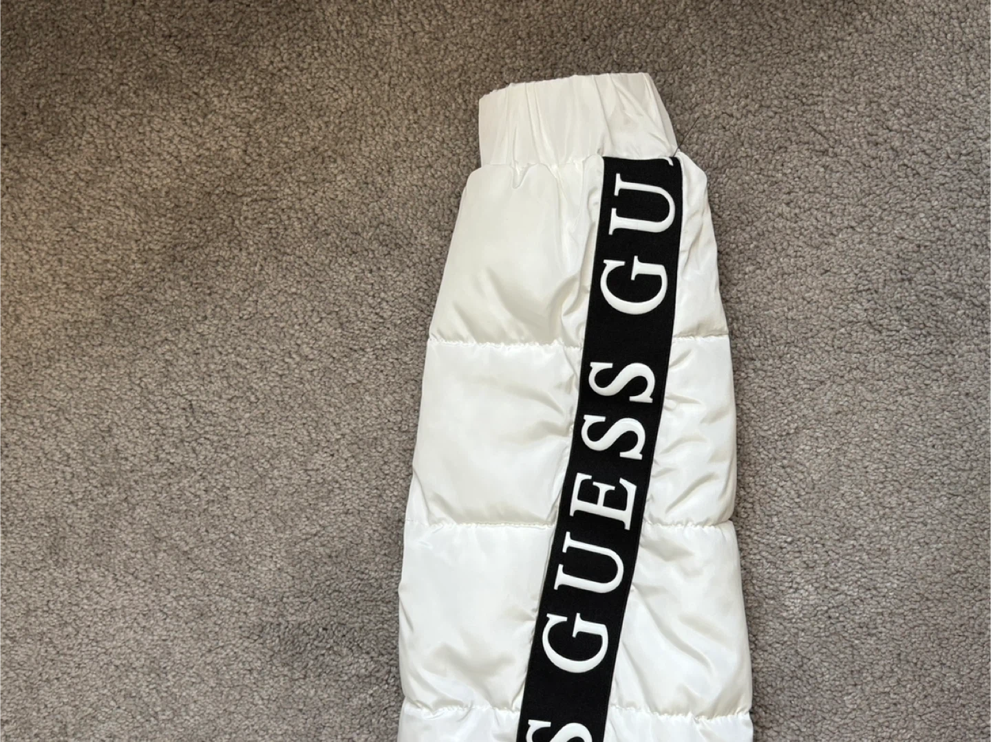 Guess White Puffer Jacket - Size M - photo 2