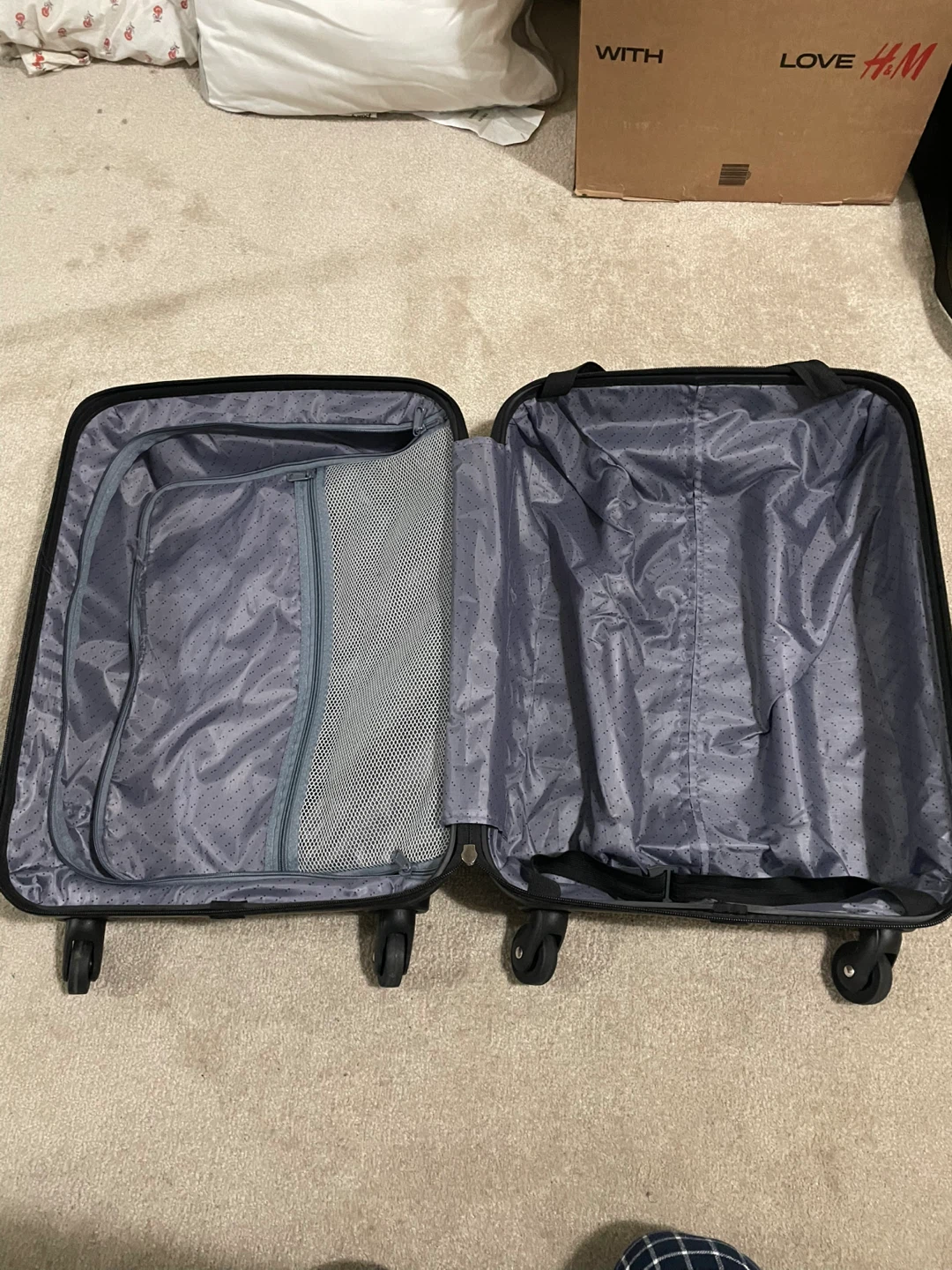 Carry-On Luggage - photo 3