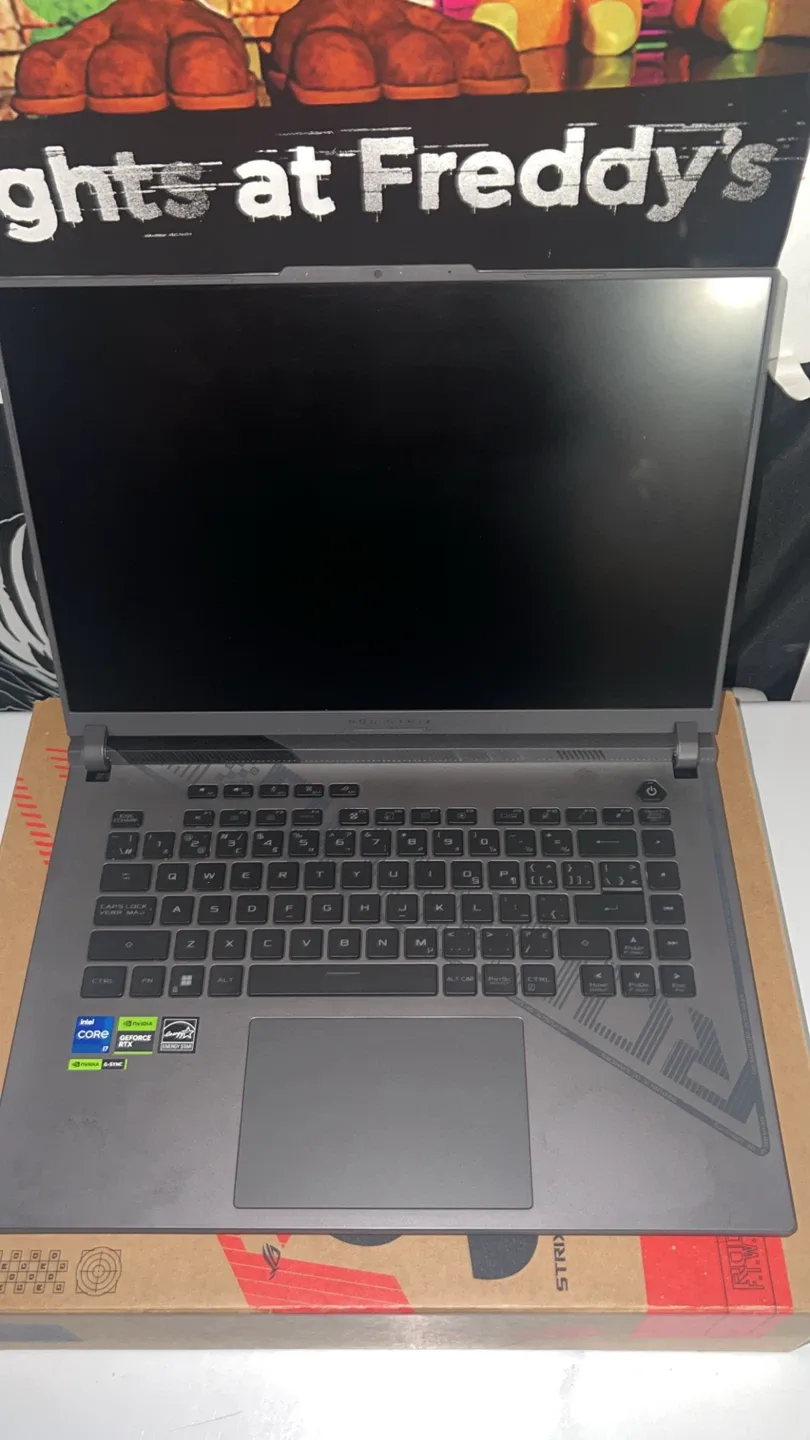 ASUS ROG Strix G16 (2023) Gaming Laptop (READ DESCRIPTION)