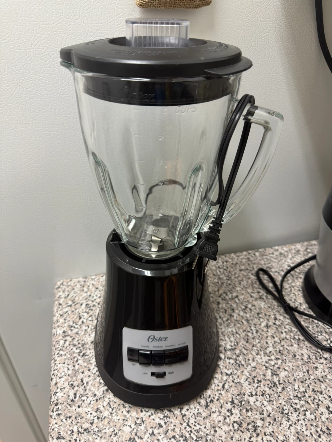 Must Go! Oster Blender, 6 Cups