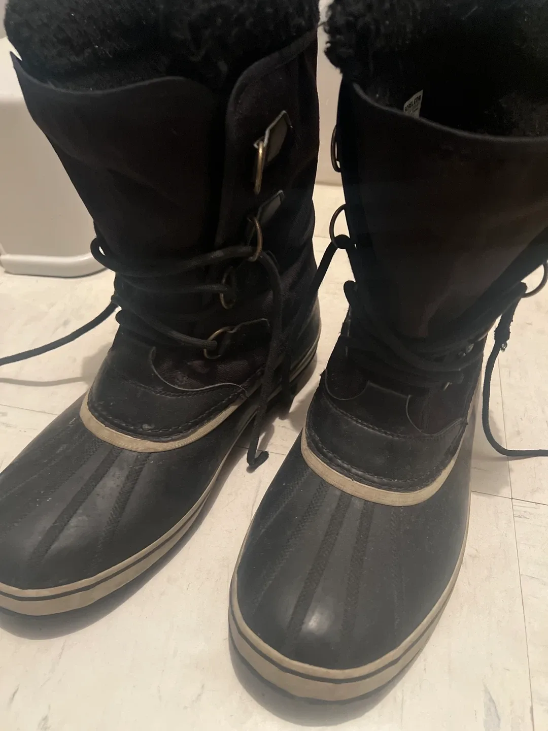 Sorel Mens Winter Boots - Size 11