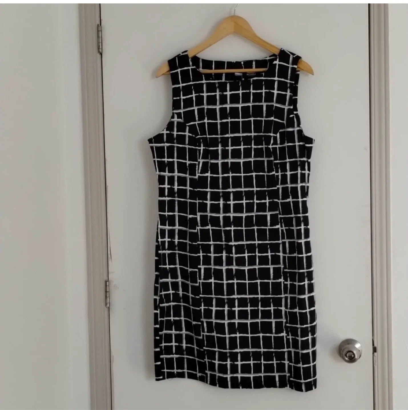 Lori Michaels Collection Black/White Dress - XL