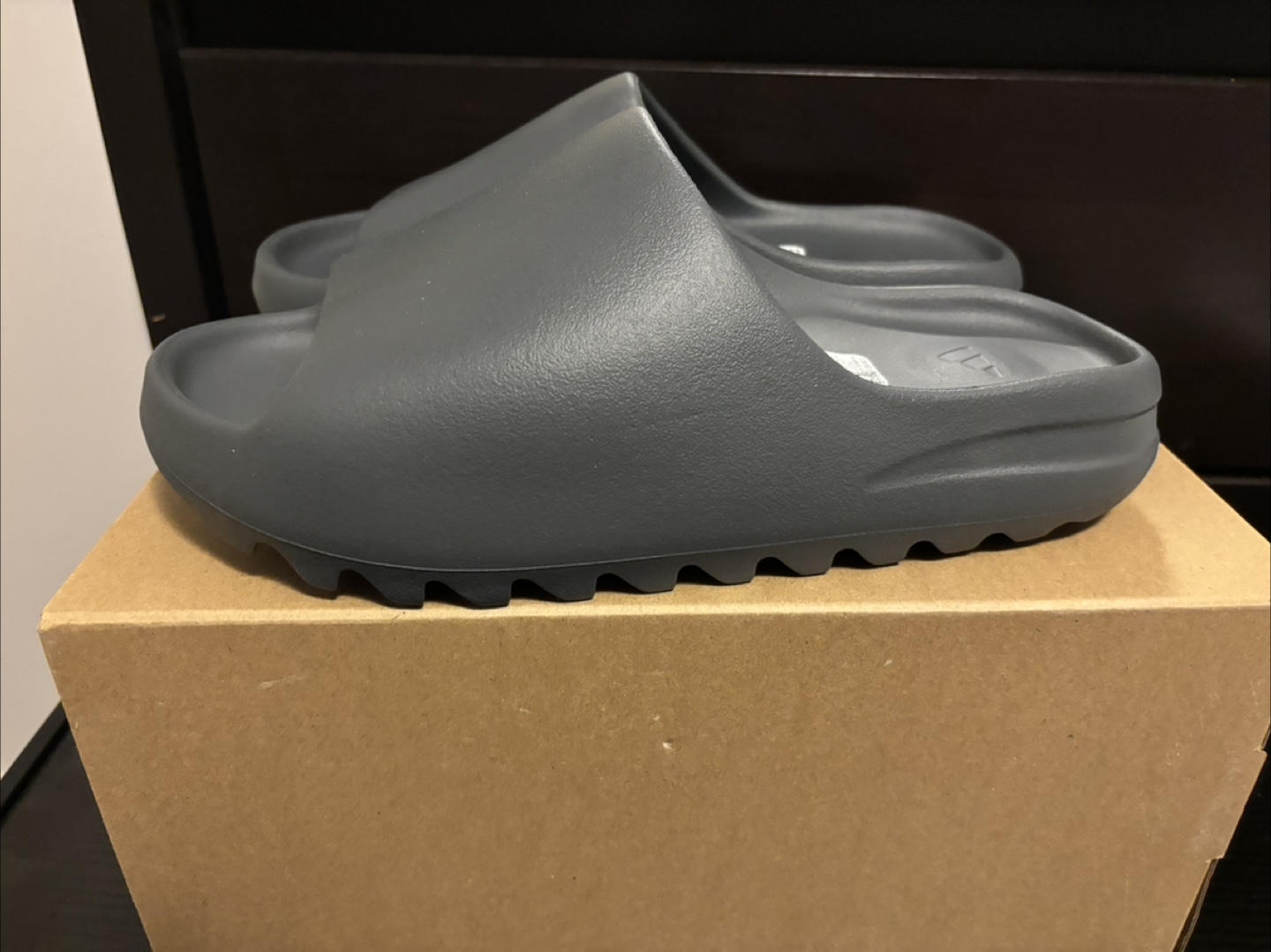 Yeezy Slide Slate Grey size 11 - photo 5