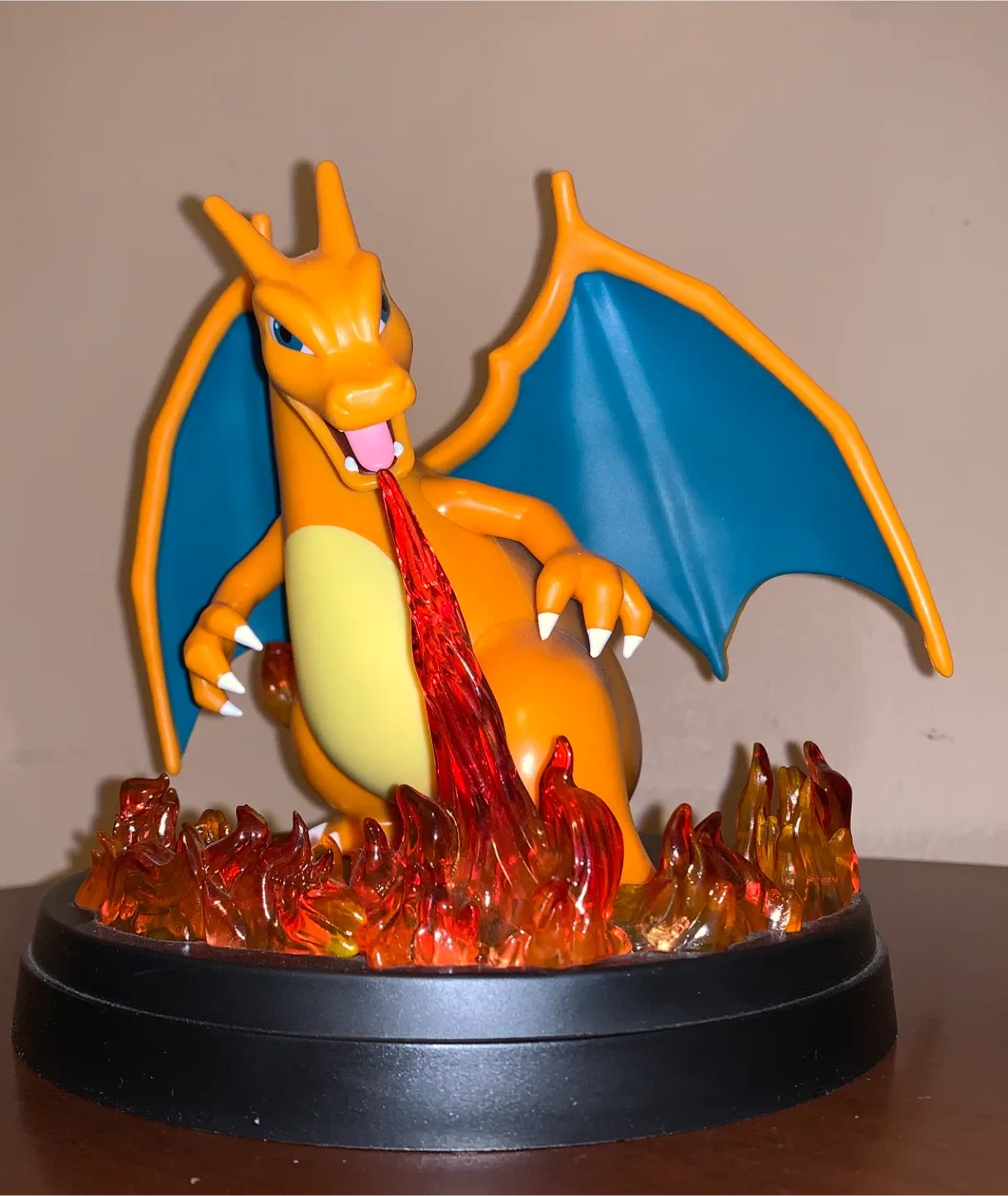 Pokémon Center Charizard Figure