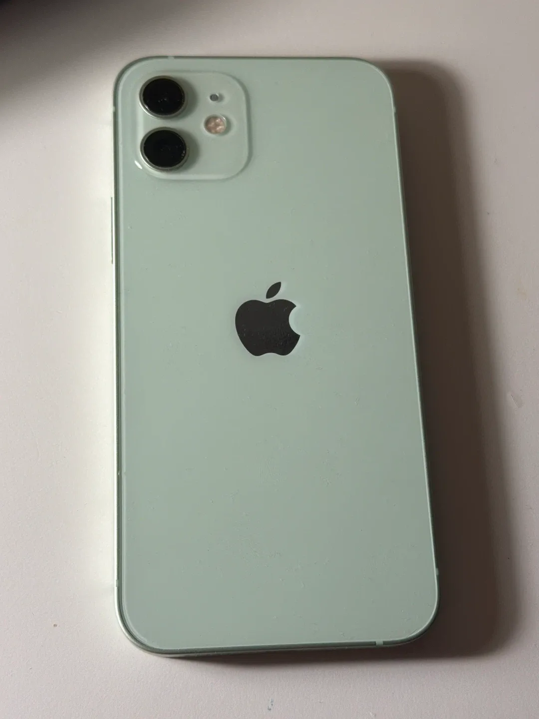 Apple iPhone 12 - Green