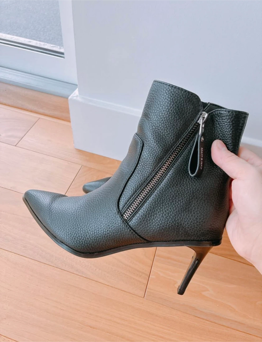 Matt & Nat Alaia Vegan Boots - Size 37 - photo 2