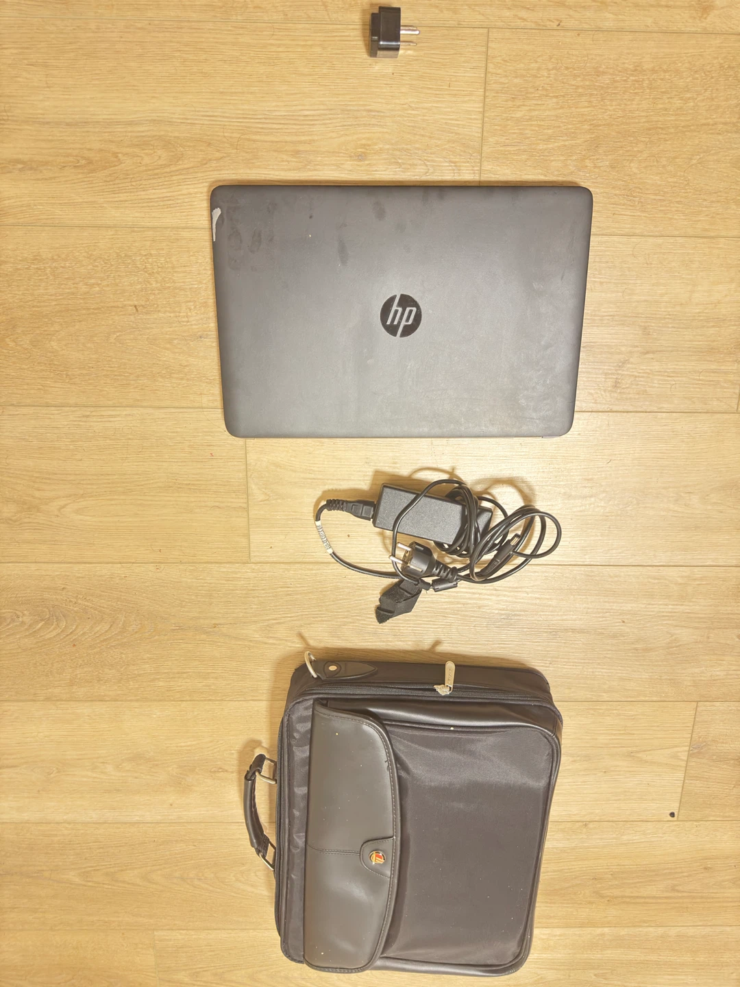 HP EliteBook Laptop with Charger & Bag - photo 5