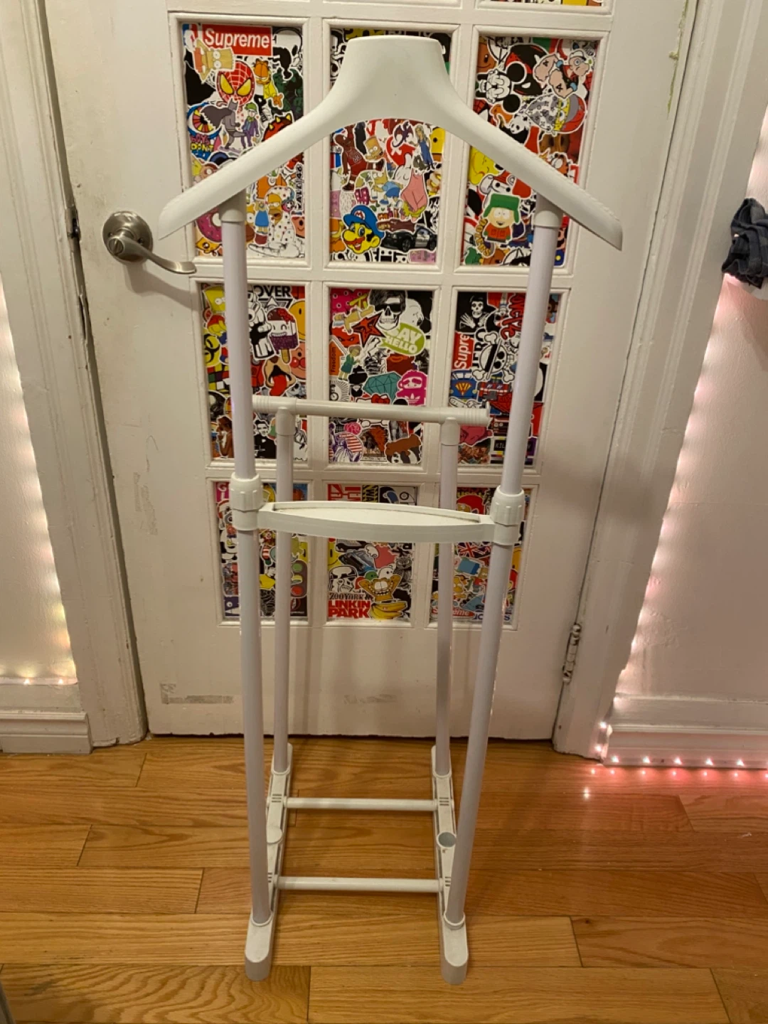 White Valet Stand - photo 3