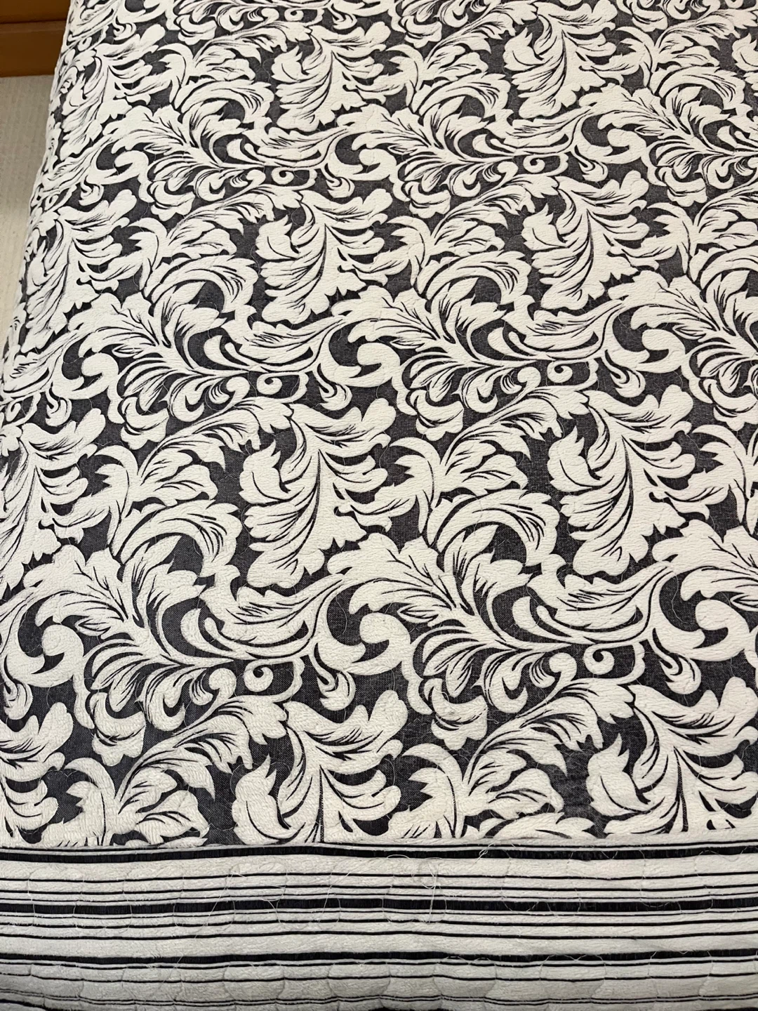 Quilter's Collection Standard Size Bedspread - photo 3