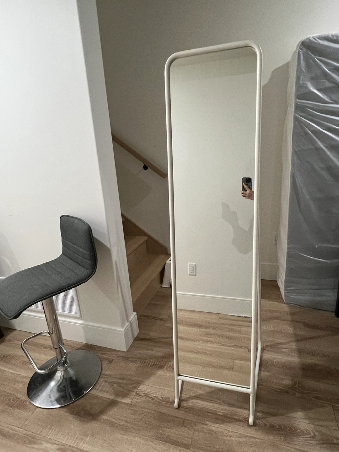 IKEA Knapper Standing Mirror - White - photo 2