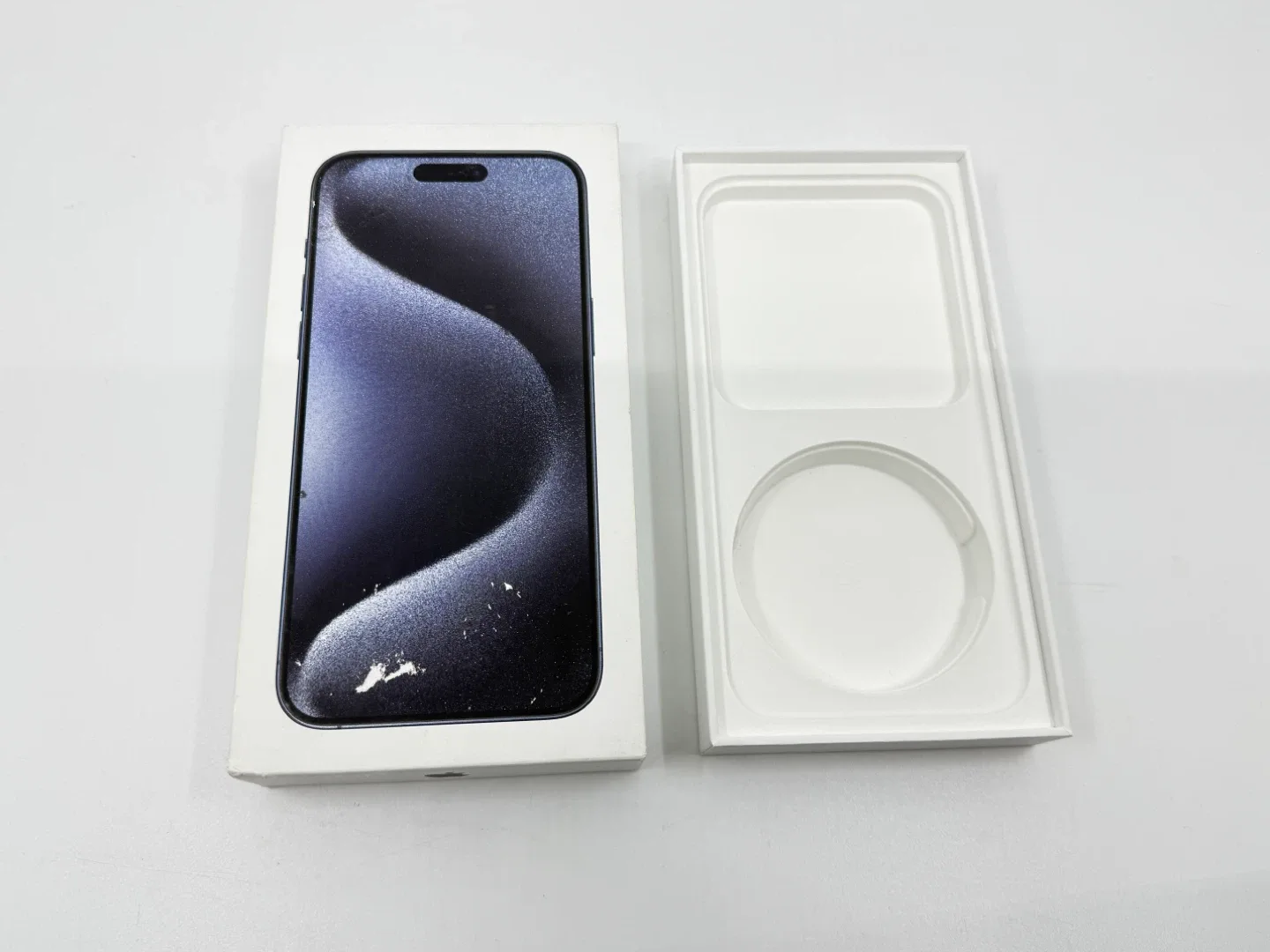 iPhone 15 Pro Max Empty Box