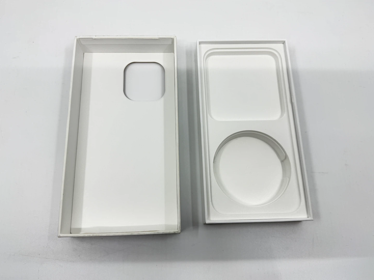 iPhone 15 Pro Max Empty Box - photo 3