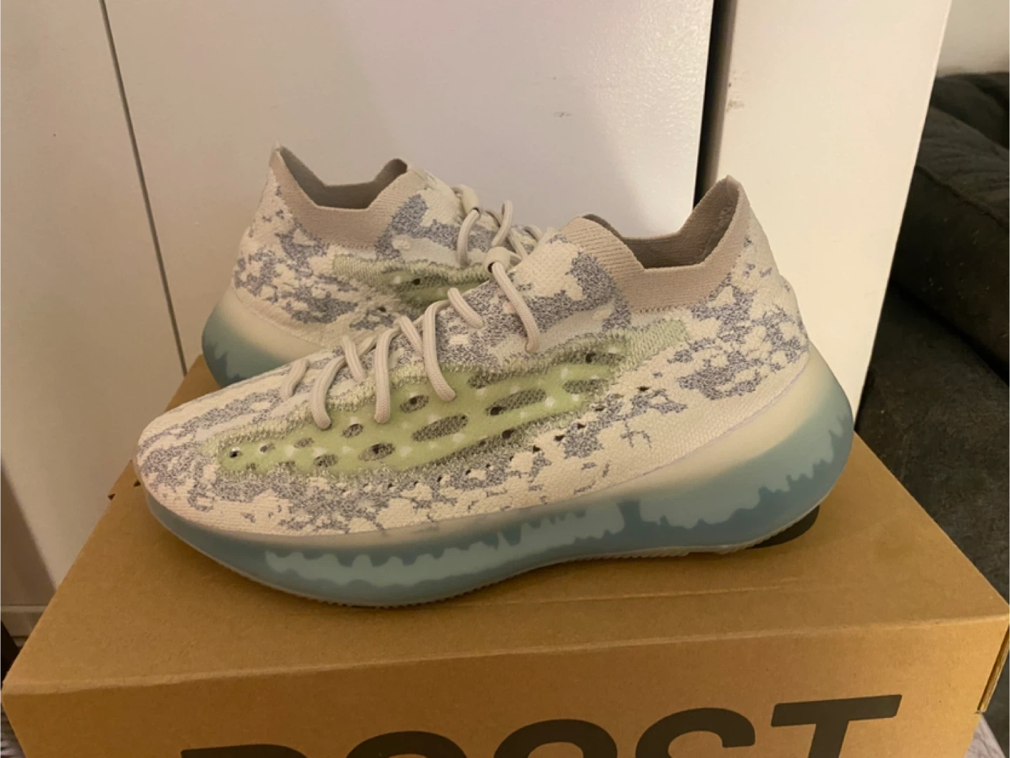 Adidas Yeezy Boost 380 Mist Size 10.5 - photo 2