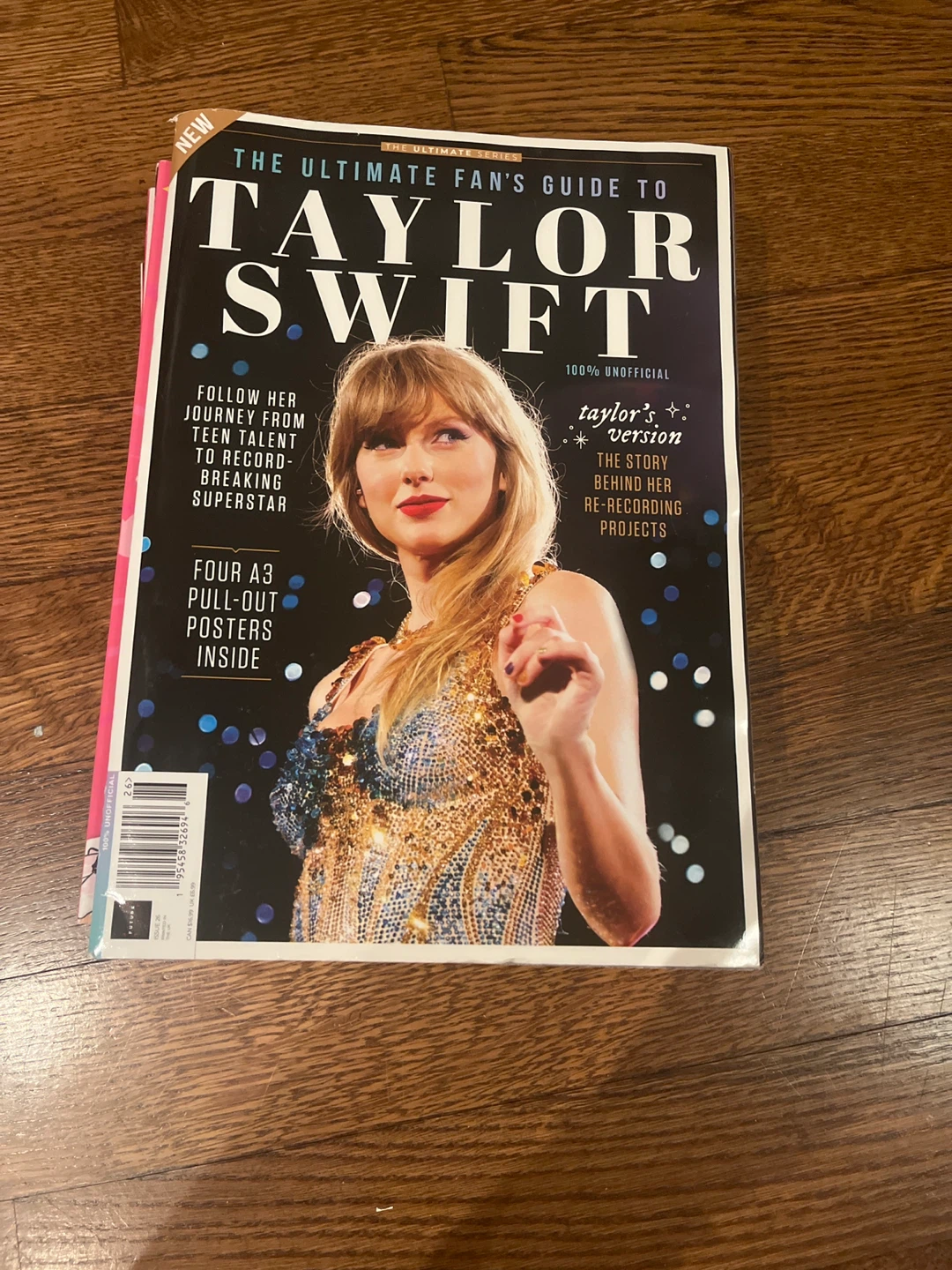 Stack of Taylor Swift magazines - photo 2