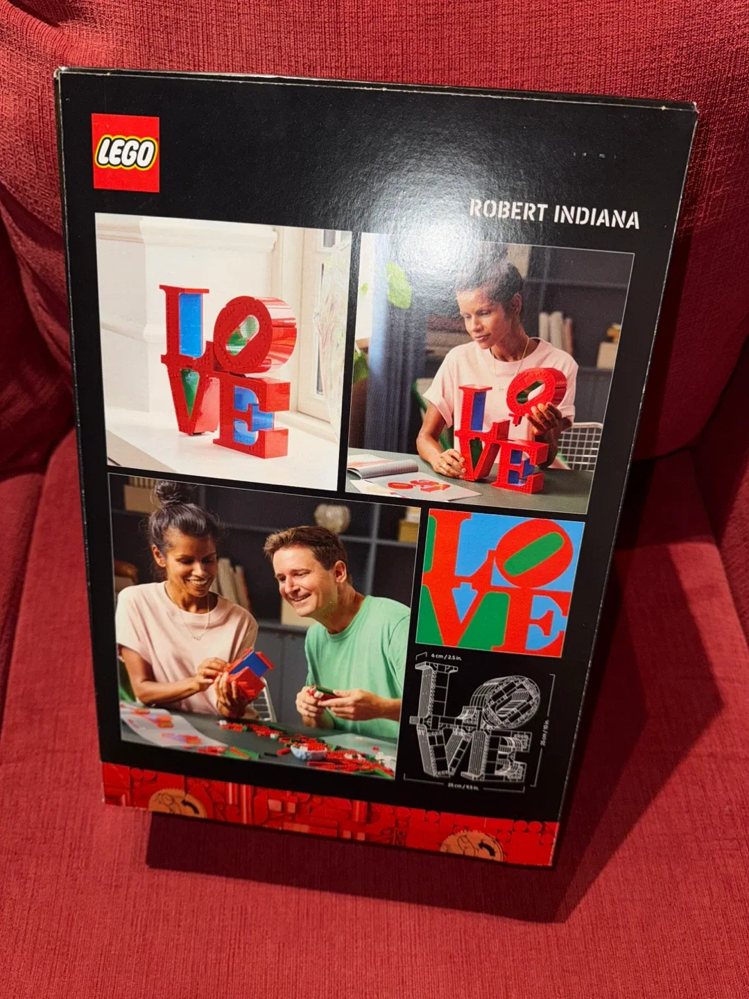 Lego LOVE Art 31214 image indicator(4)