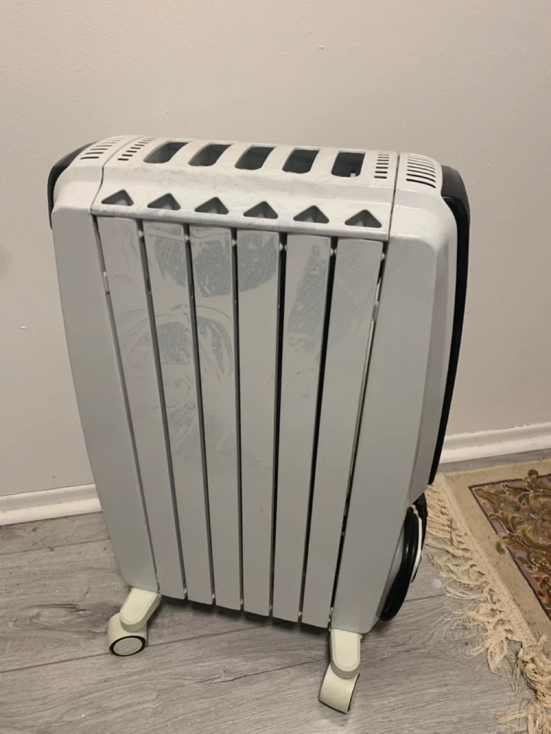 DeLonghi Electric Space Heater image indicator(6)