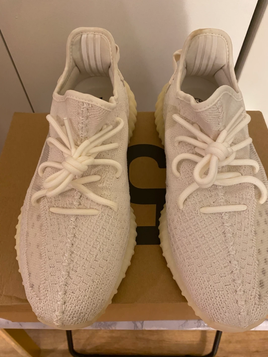 Adidas Yeezy Boost 350 V2 Bone Size 9