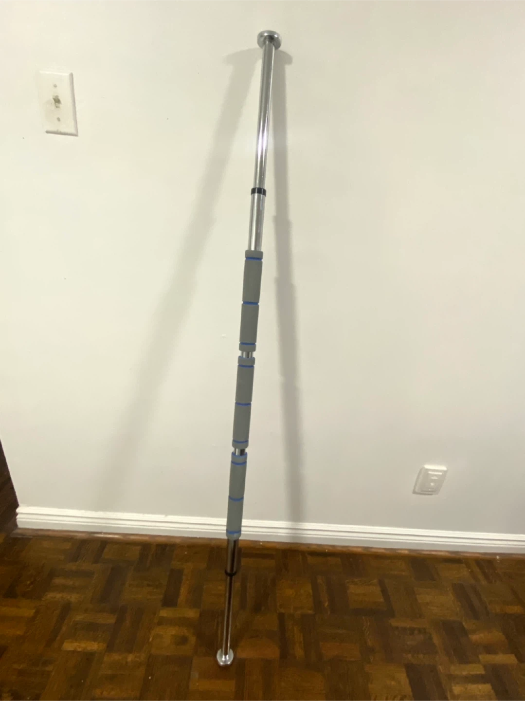 Adjustable Pull-Up Bar Doorway - photo 2