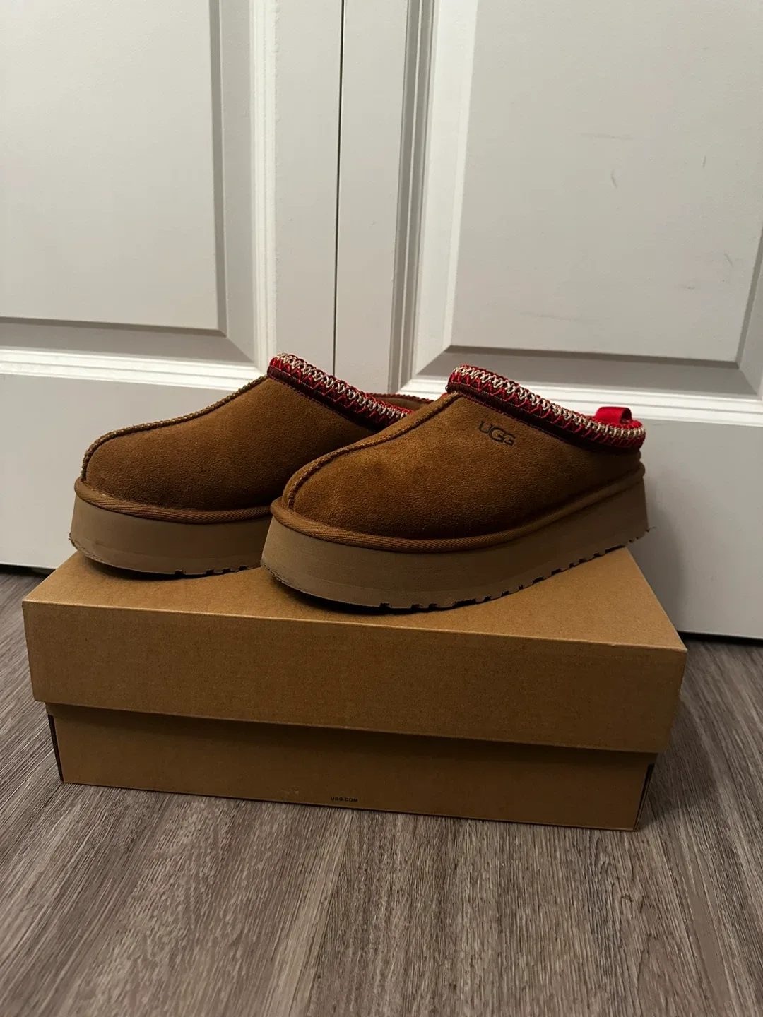 UGG Women's Tasman Platform Clogs - Brown